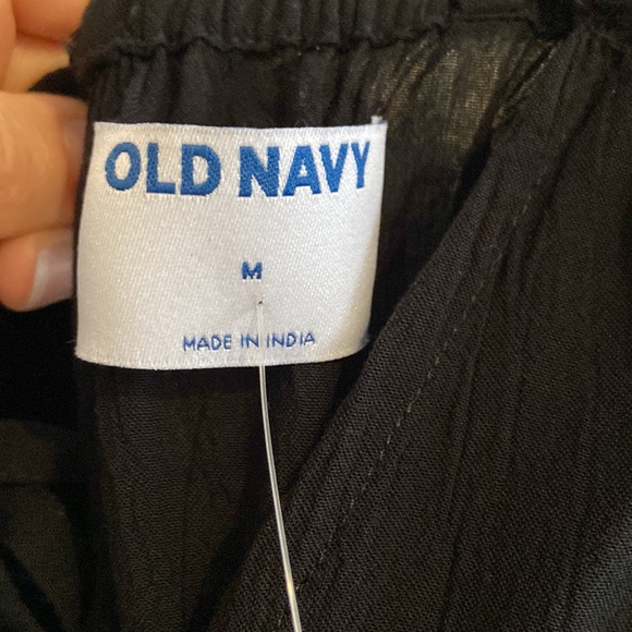 Old Navy Waist-Defined Cold-Shoulder Cutout
Smocked Mini Dress - Picture 3 of 6